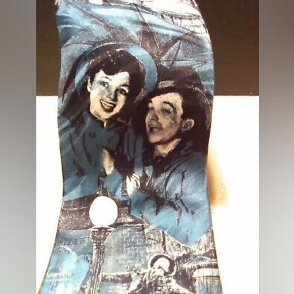 TIE 100% SILK  AUTHENTIC "SINGIN IN THE RAIN"   Made in USA 1980's VINTAGE - Picture 10 of 10